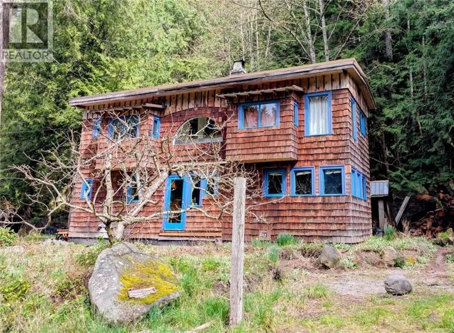 948 Harrison Way, Gabriola Island, British Columbia V0R1X2