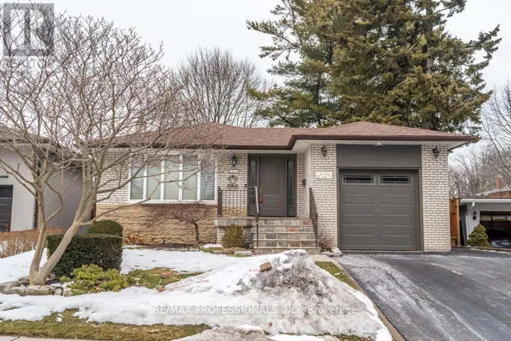 1427 KENMUIR AVENUE, Mississauga (Mineola), Ontario L5G4B3