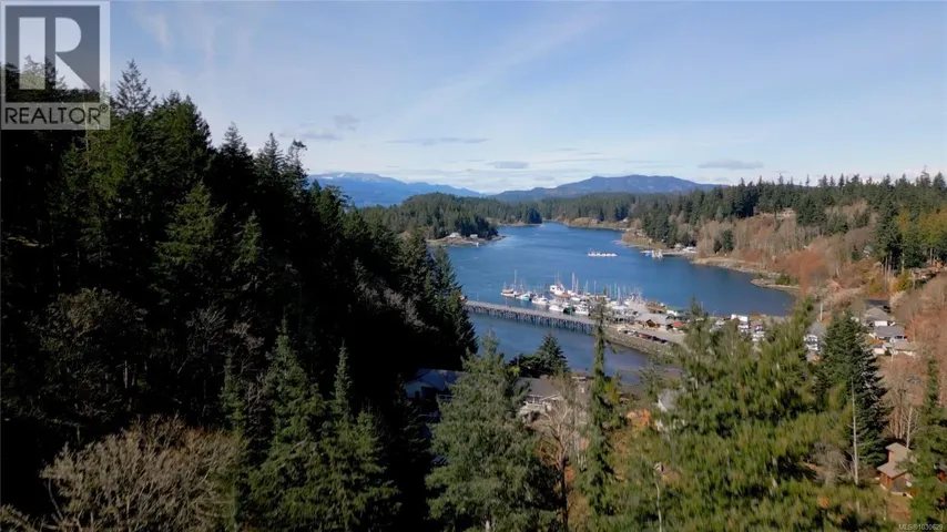 615 Green Rd, Quadra Island, British Columbia V0P1N0