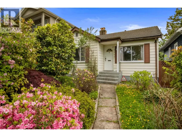 2448 EAST 29TH AVENUE, Vancouver, British Columbia V5R1T9