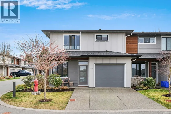 109 2607 Kendal Ave, Cumberland, British Columbia V0R1S0