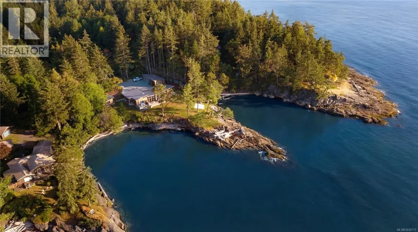 236 Gulf Dr, Galiano Island, British Columbia V0N1P0