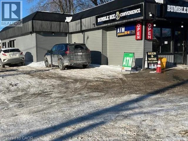 556 STIRLING Avenue S, Kitchener, Ontario N2M3J6