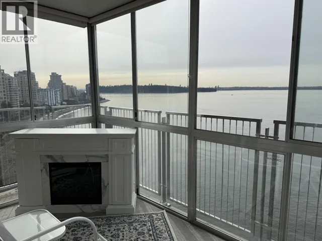 1105 150 24TH STREET, West Vancouver, British Columbia V7V4G8