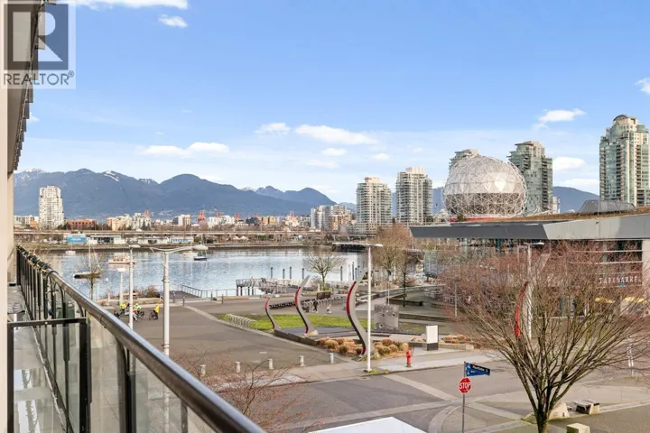 302 1625 MANITOBA STREET, Vancouver, British Columbia V5Y0B8