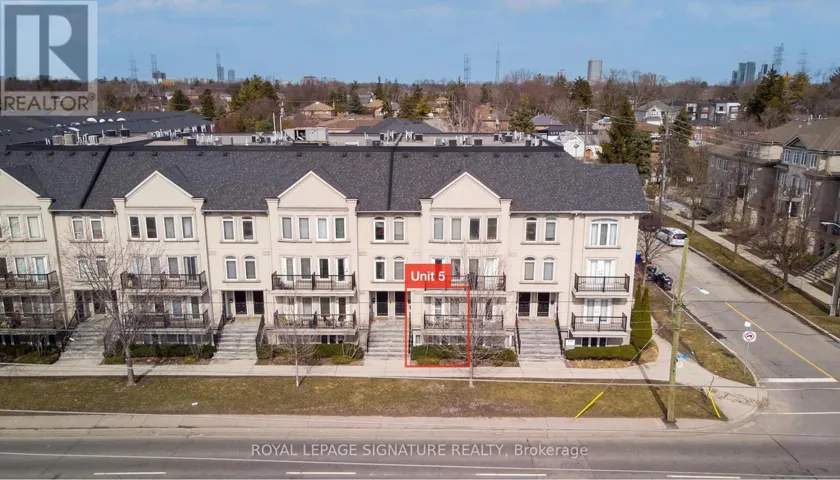 TH 5 - 118 FINCH AVENUE W, Toronto (Newtonbrook West), Ontario M2N7G2