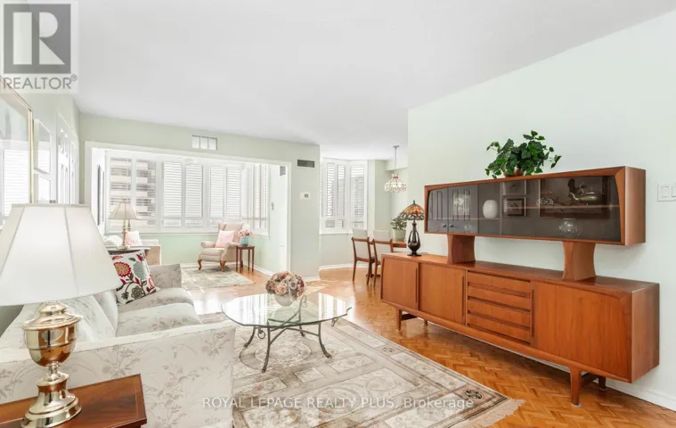 803 - 5 LISA STREET, Brampton (Queen Street Corridor), Ontario L6T4T4