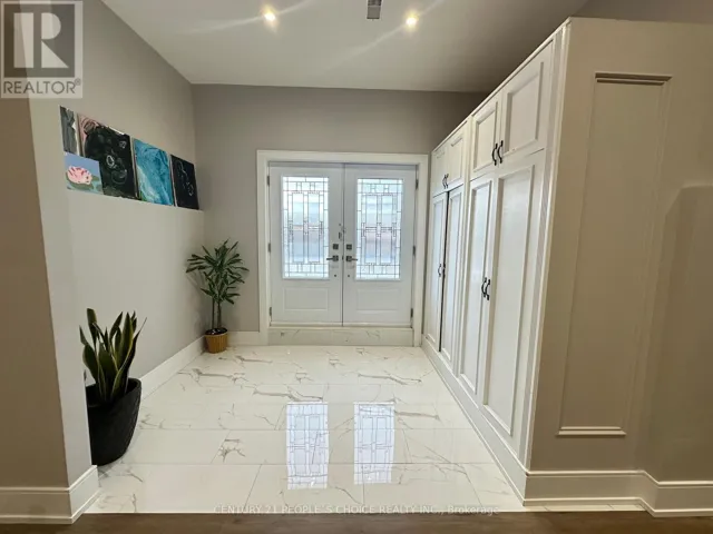 BASEMENT - 171 CORNELIUS PARKWAY, Toronto (Maple Leaf), Ontario M6L2K8