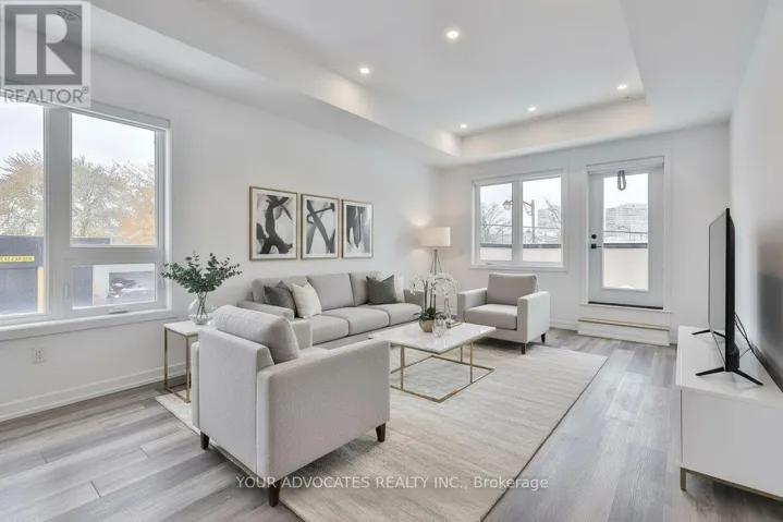 9 VIVIAN ROAD, Toronto (Cliffcrest), Ontario M1M0E4