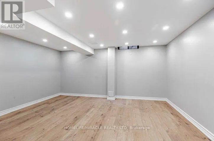 39 WAYFORD CRESCENT S, Toronto (Malvern), Ontario M1B3E3