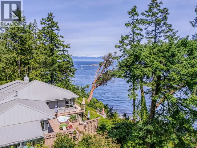 1130 Berry Point Rd, Gabriola Island, British Columbia V0R1X1