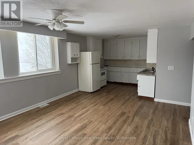 6 - 10 WILLIAM STREET N, Minto, Ontario N0G1M0