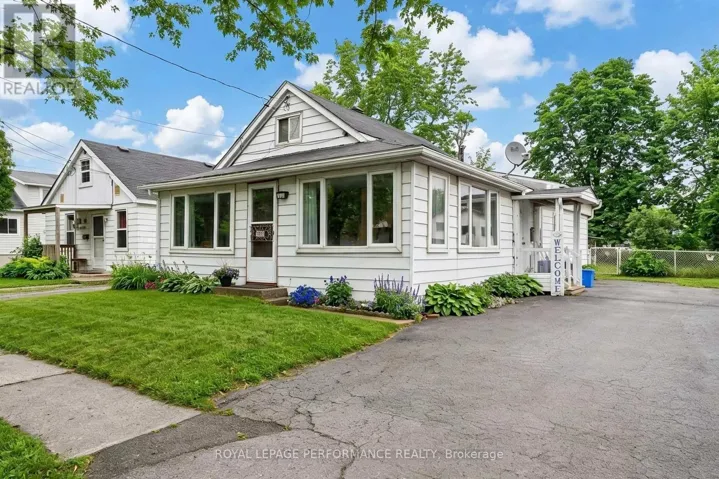 1121 HEBERT STREET, Cornwall, Ontario K6J5A8