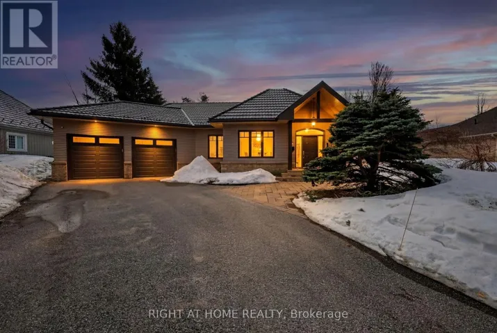 13 ALPINE WAY, Oro-Medonte (Horseshoe Valley), Ontario L0L2L0