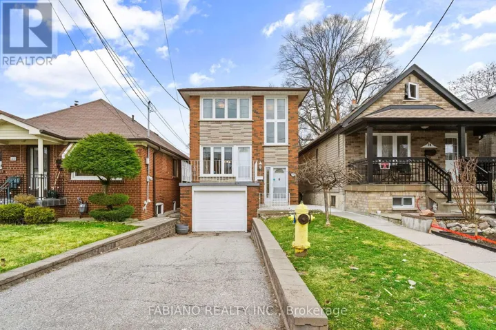 80 CAYUGA AVENUE, Toronto (Rockcliffe-Smythe), Ontario M6N2G3