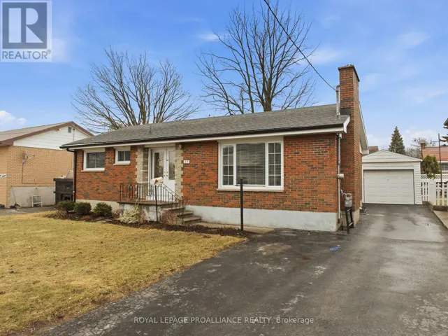 35 KING GEORGE SQUARE, Belleville (Belleville Ward), Ontario K8P2A7
