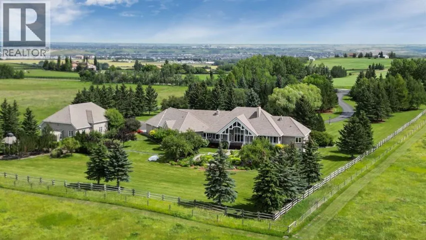 234009 48 Street W, De Winton, Alberta T0L0X0