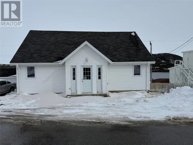 15 Hares Road, Burgeo, Newfoundland & Labrador A0M1H0