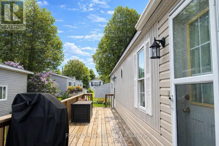 4117 ELAINE STREET, Severn, Ontario L3V6H4