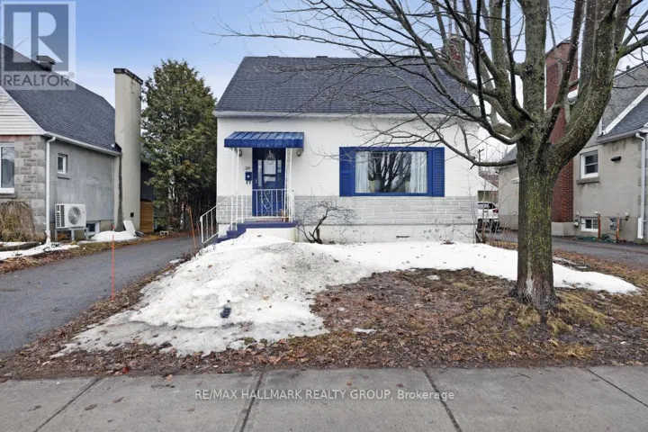 324 BLAKE BOULEVARD, Ottawa, Ontario K1L6L5