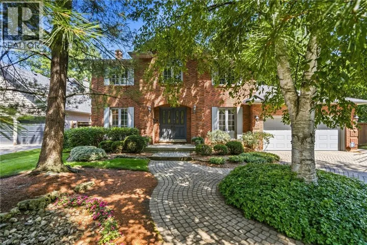 91 REMBRANDT Court, Ancaster, Ontario L9G4P8