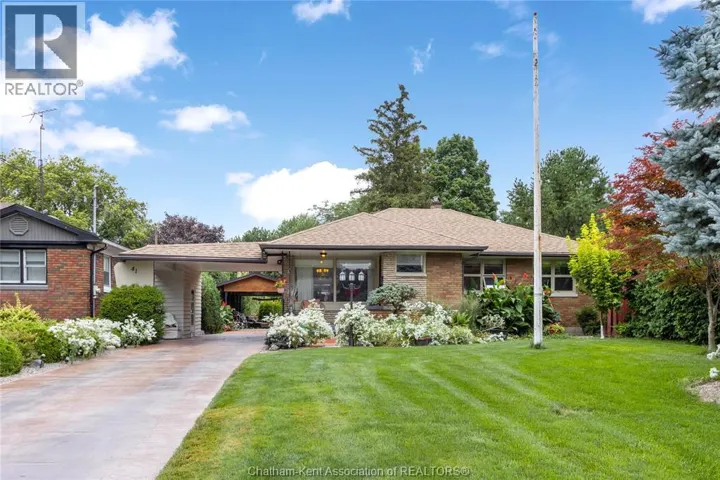 41 MAPLE STREET, Chatham, Ontario N7L2E5