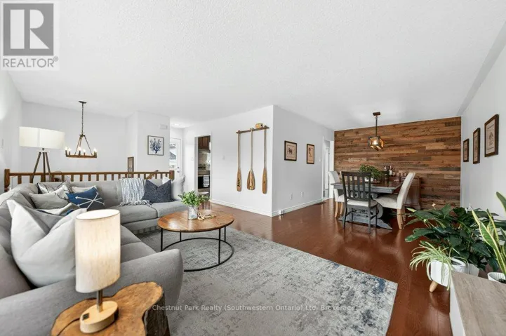 113 SANDERSON DRIVE, Guelph (Willow West/Sugarbush/West Acres), Ontario N1H7K1