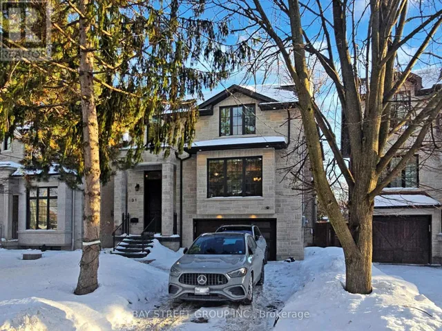 31 EVERGREEN GARDENS, Toronto (Leaside), Ontario M4G2Z5