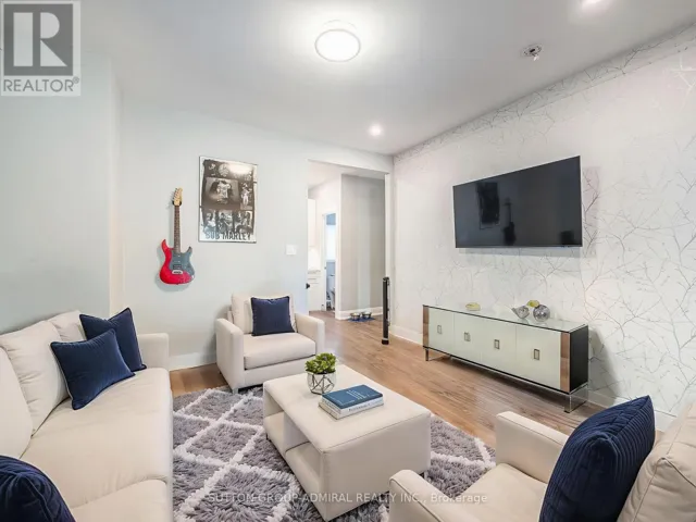 76 GREY STREET, Brantford, Ontario N3T2T5