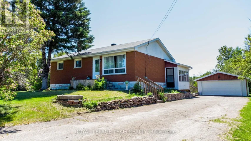 285 FOYMOUNT ROAD, Bonnechere Valley, Ontario K0J1T0