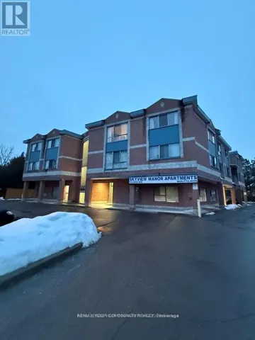203 - 72 LAKE AVENUE, Richmond Hill (Oak Ridges Lake Wilcox), Ontario L4E2V4