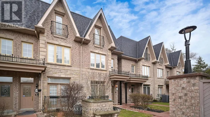 544D SCARLETT ROAD, Toronto (Humber Heights), Ontario M9P2S2