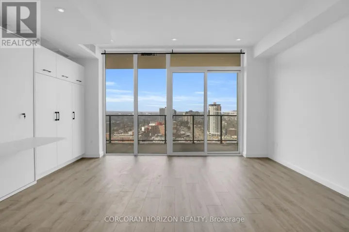 1711 - 741 KING STREET, Kitchener, Ontario N2G1E5