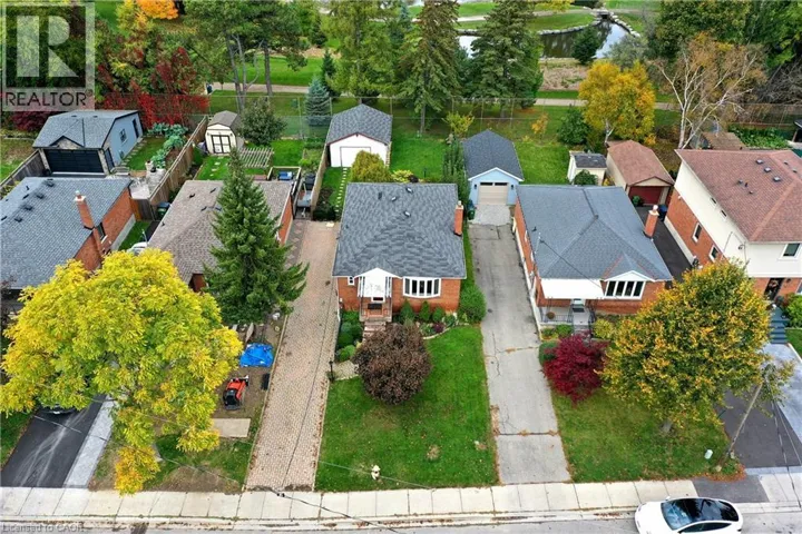 56 CYNTHIA Road, Toronto, Ontario M6N2P9