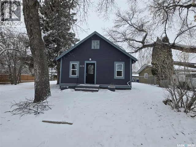 309 3rd St 3rd STREET W, Wilkie, Saskatchewan S0K4W0