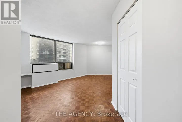 2511A - 2350 DUNDAS STREET W, Toronto (High Park North), Ontario M6P4B1