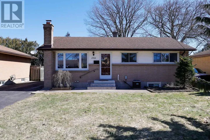 1911 CRYSTAL CRESCENT, London East (East I), Ontario N5V1H5