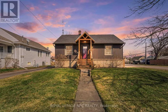 103 CLARE AVENUE, Port Colborne (Sugarloaf), Ontario L3K5H6