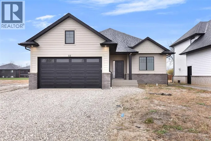 53 BELLEVIEW, Kingsville, Ontario N0R1B0