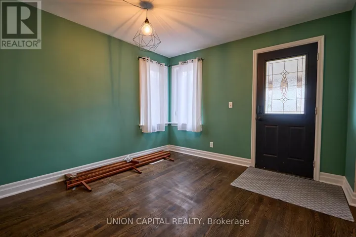 UPPER - 269 HAIG STREET, Oshawa (O'Neill), Ontario L1G5N9