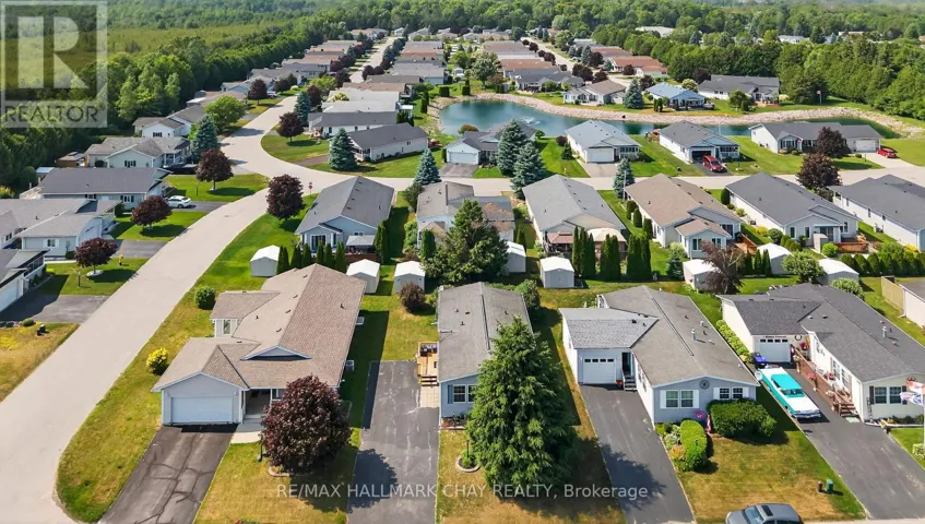 3 ILLINOIS CRESCENT, Wasaga Beach, Ontario L9Z3A8