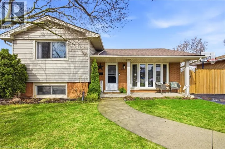 3 ELVIA Court, Stoney Creek, Ontario L8G3W8