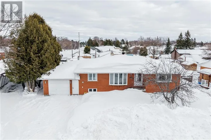 3182 Leo Avenue, Val Caron, Ontario P3N1B7