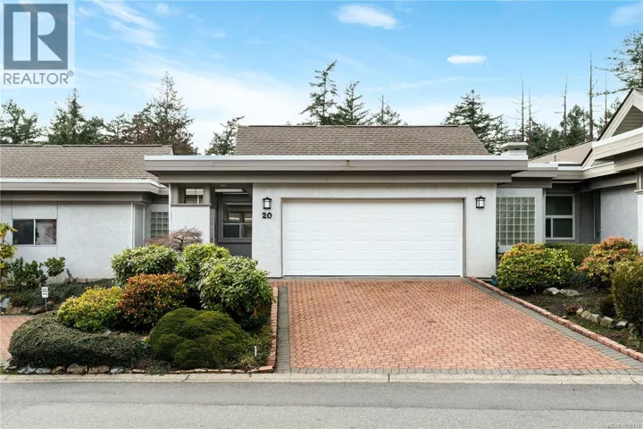 20 928 Bearwood Lane, Saanich, British Columbia V8Y3G8