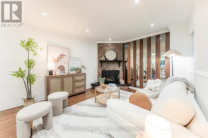 45 CHEESEMAN DRIVE, Markham (Milliken Mills West), Ontario L3R3G3