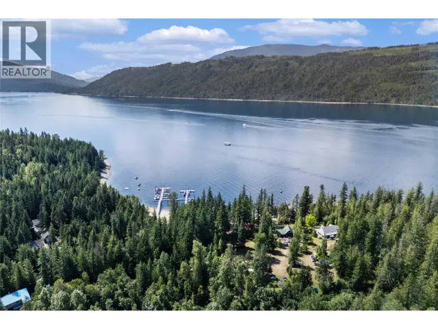 Lot 4 Queest N. Bay, Sicamous, British Columbia V0E2V0