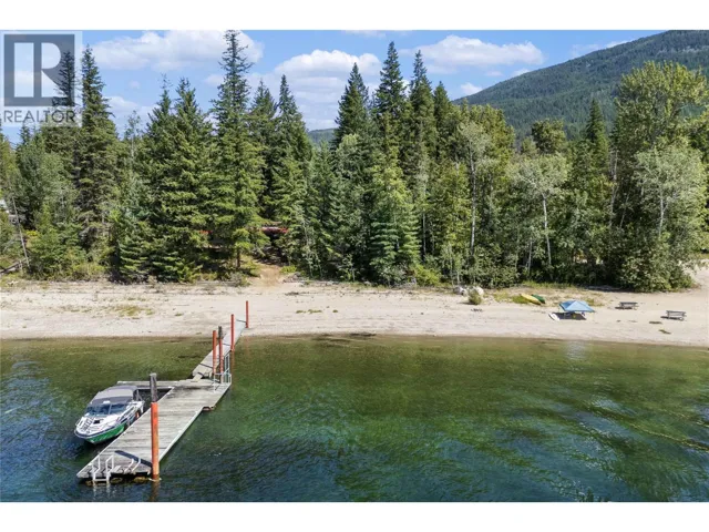 Lot 3 Queest N. Bay, Sicamous, British Columbia V0E2V0