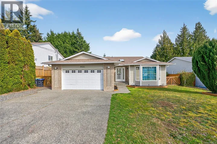 921 Esslinger Rd, Parksville, British Columbia V9P2R1