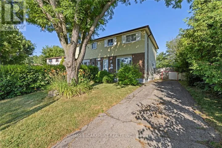 8 GERRICK COURT, Hamilton (Gourley), Ontario L9C6H2