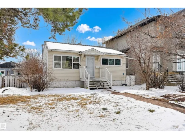 7449 83 AV NW, Edmonton, Alberta T6B0G8